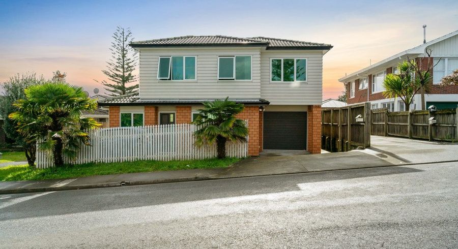  at 11 Lochinver Road, Papatoetoe, Manukau City, Auckland
