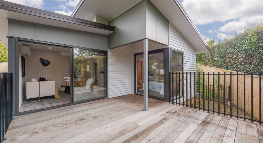  at 6B Zingaro Place, Massey, Waitakere City, Auckland