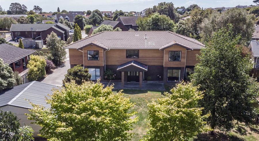  at 18 The Avenue, Paraparaumu Beach, Paraparaumu