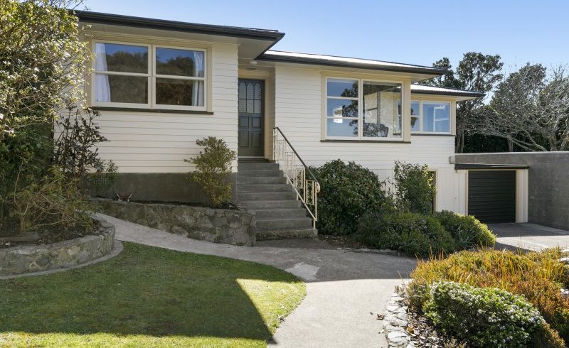 at 301 Dowse Drive, Maungaraki, Lower Hutt