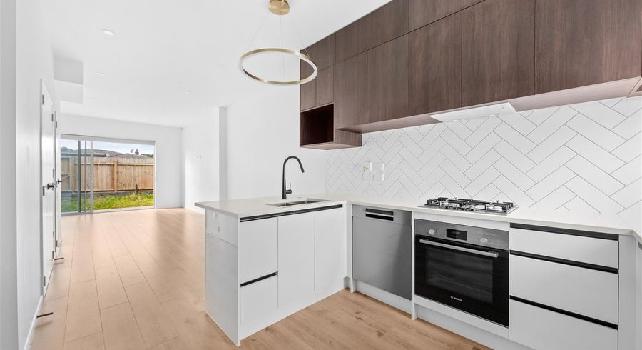  at 2/4 Ranier Street, Ellerslie, Auckland City, Auckland