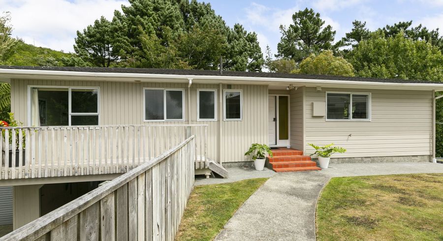  at 30 Lupin Terrace, Tawa, Wellington