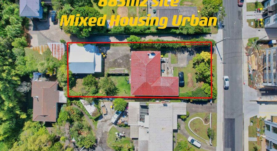  at 22 Kingdale Road, Henderson, Auckland