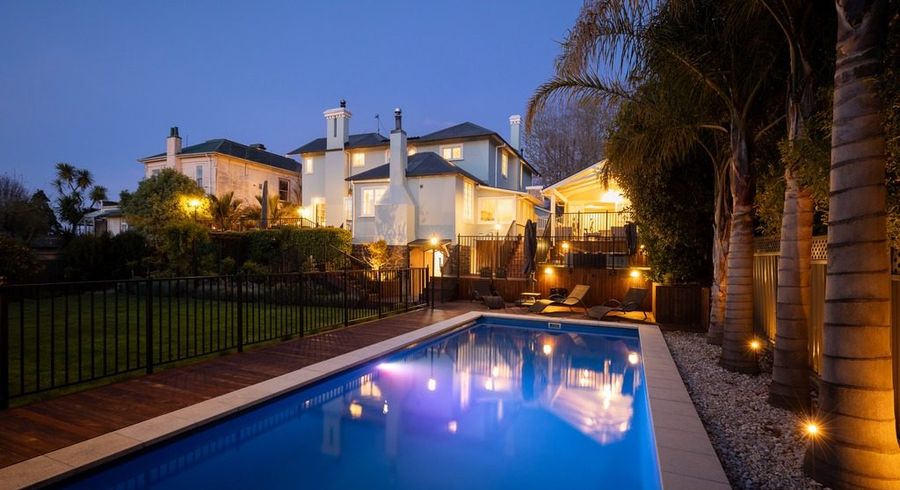  at 214 Collingwood Street, Nelson South, Nelson