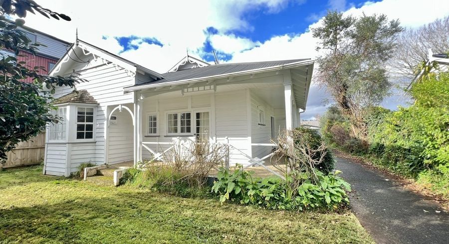  at 3 Bishop Street, Epsom, Auckland City, Auckland