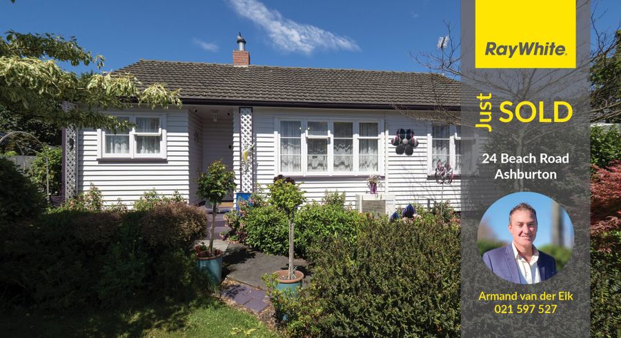  at 24 Beach Road, Hampstead, Ashburton