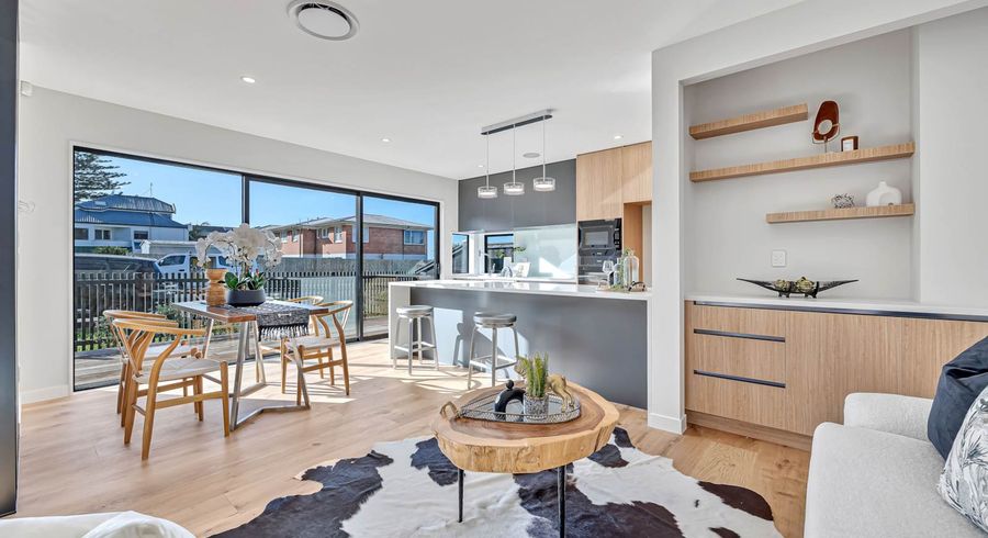  at 2A Luke Place, Eastern Beach, Auckland