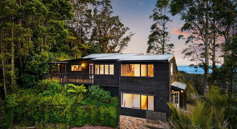  at 76 Kohu Road, Titirangi, Waitakere City, Auckland