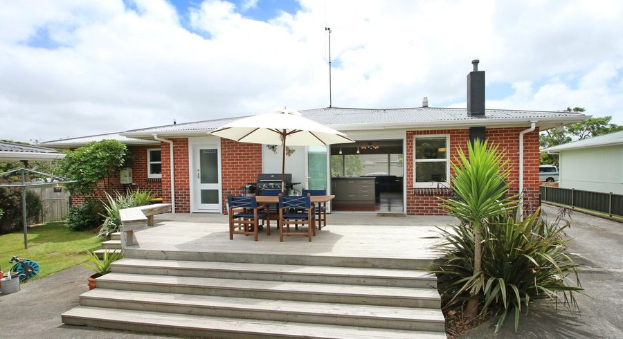  at 21 Queen Street, Feilding, Feilding