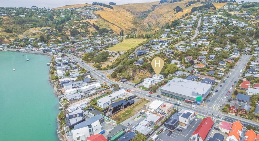  at 196 Main Road, Redcliffs, Christchurch City, Canterbury