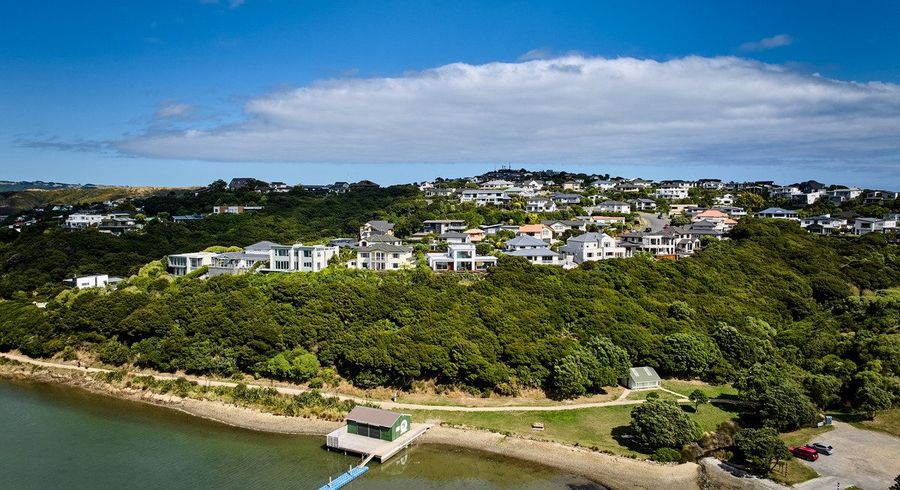  at 31 Pendennis Point, Camborne, Porirua, Wellington