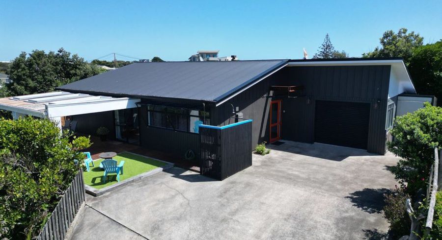 at 42A Signal Street, Foxton Beach, Foxton