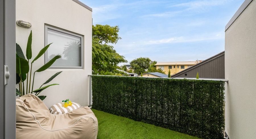  at 42C Devon Street, Sydenham, Christchurch City, Canterbury