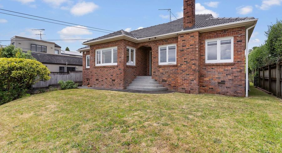  at 1 Hartland Avenue, Glendowie, Auckland City, Auckland