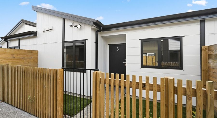  at 11/425 Dey Street, Hamilton East, Hamilton, Waikato
