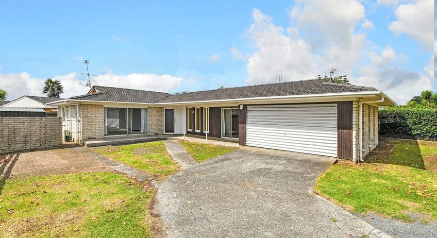  at 598 Great South Road, Manukau, Auckland