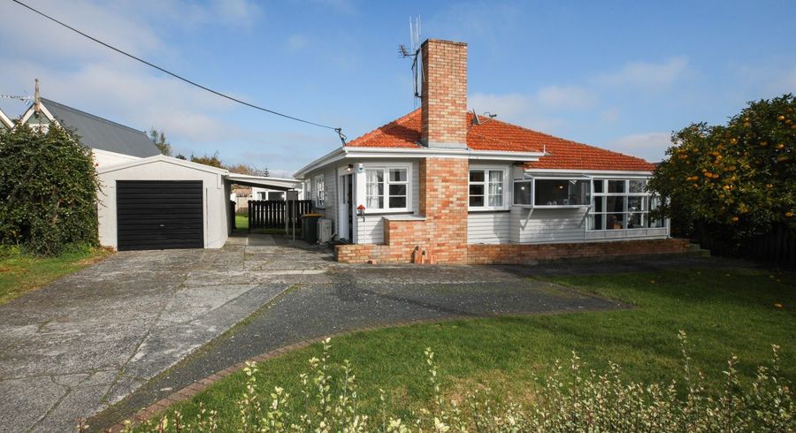  at 17 Mitcham Avenue, Forest Lake, Hamilton