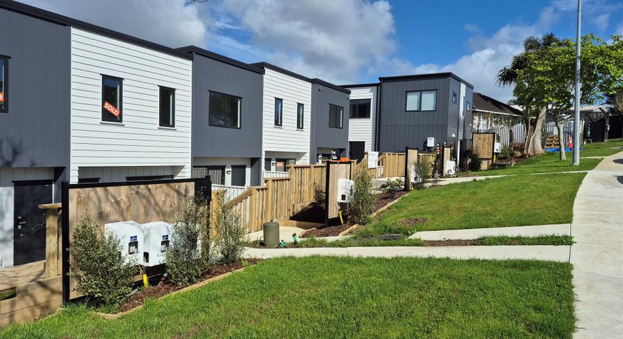  at 75 Vincent Street, Howick, Manukau City, Auckland