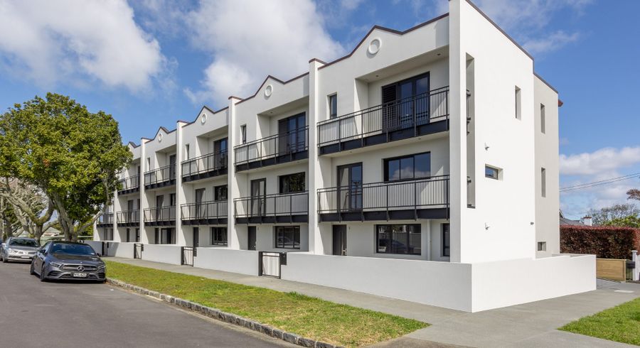  at 9 Manatu Street, Mount Eden, Auckland City, Auckland