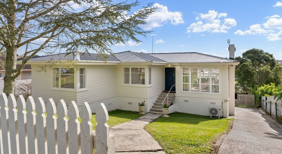  at 43 Alton Avenue, Hillcrest, North Shore City, Auckland