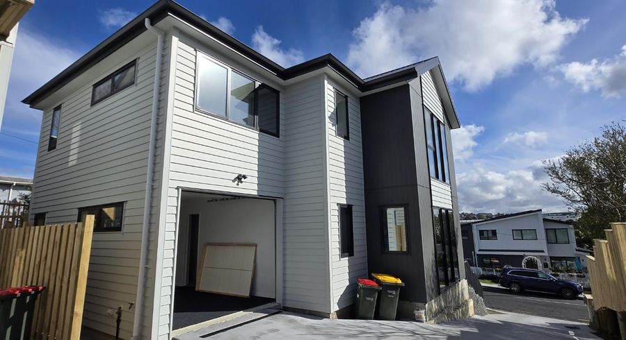  at 58 Bond Crescent, Forrest Hill, North Shore City, Auckland