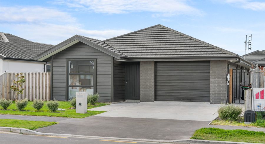  at 27 Cork Street, Halswell, Christchurch City, Canterbury