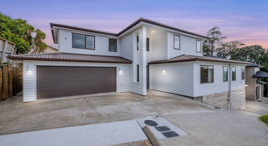  at 22  Bartells Drive, Goodwood Heights, Manukau City, Auckland