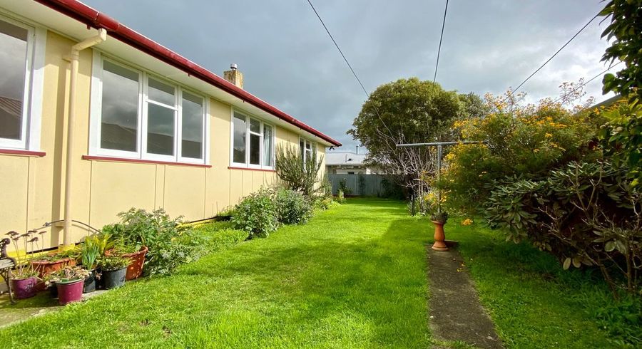  at 7 Exeter Crescent, Takaro, Palmerston North, Manawatu / Whanganui