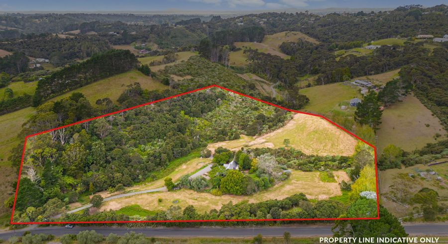  at 4 Steed Road, Waitakere, Auckland