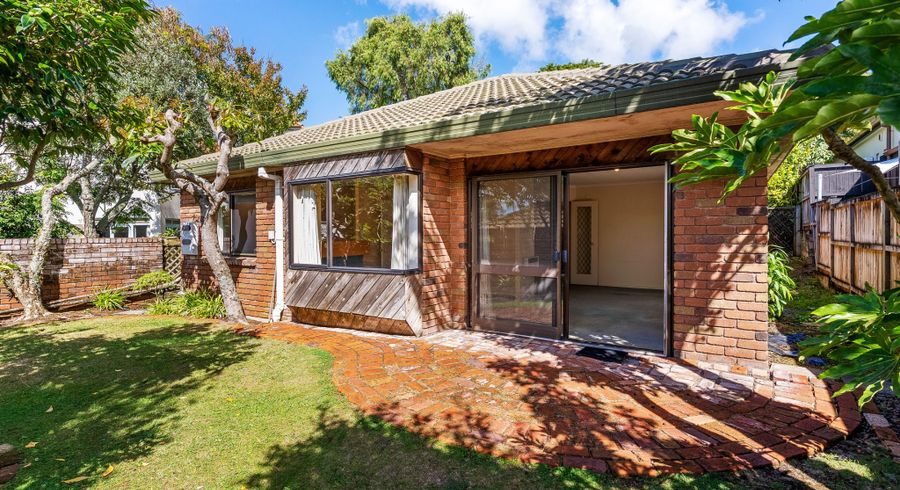  at 2/193 Great South Road, Greenlane, Auckland