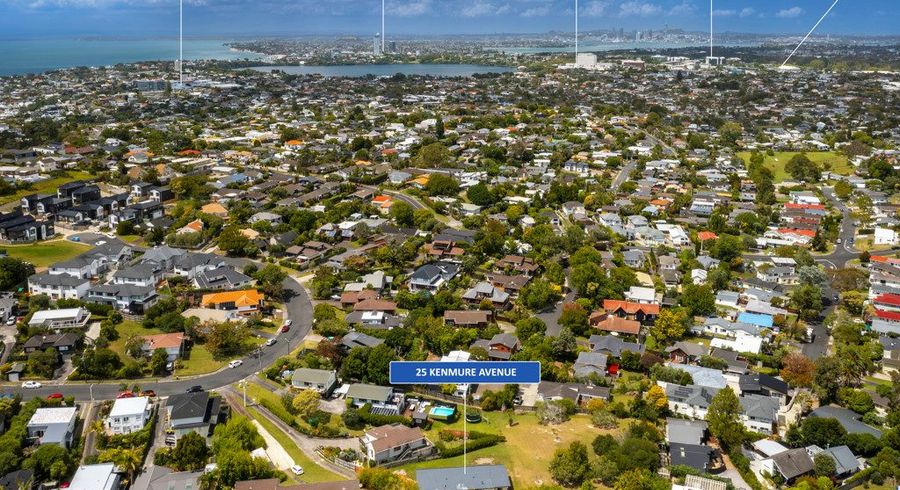  at 25 Kenmure Ave, Forrest Hill, North Shore City, Auckland