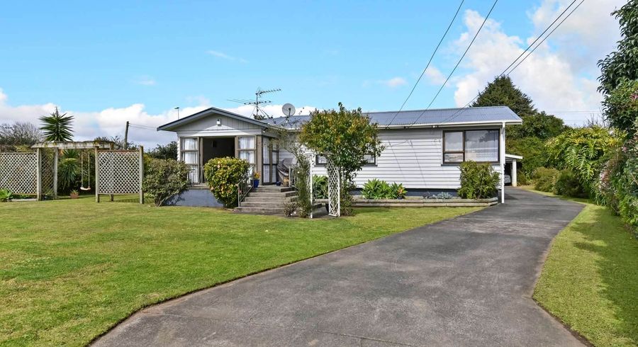  at 82 Rosella Road, Mangere East, Auckland