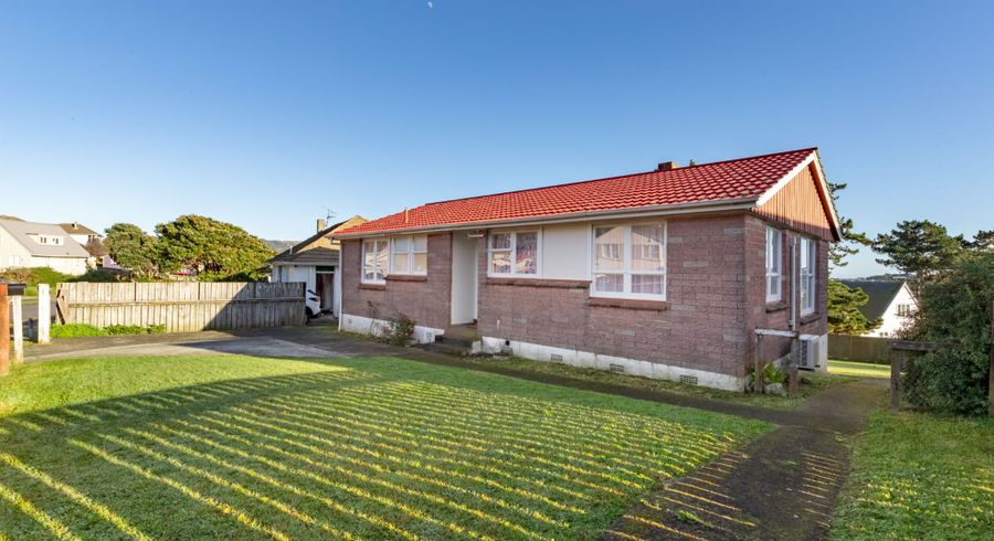 at 15 Arahura Crescent, Waitangirua, Porirua