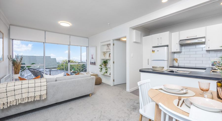  at 7/219 Onewa Road, Birkenhead, Auckland