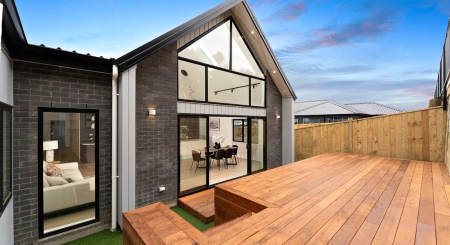  at 32 Streamview Way, Long Bay, North Shore City, Auckland