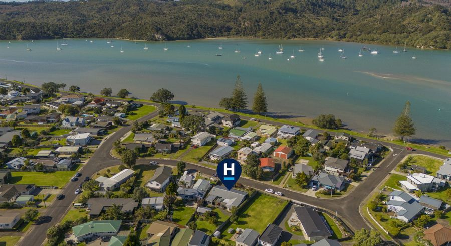  at 77 Catherine Crescent, Whitianga, Whitianga