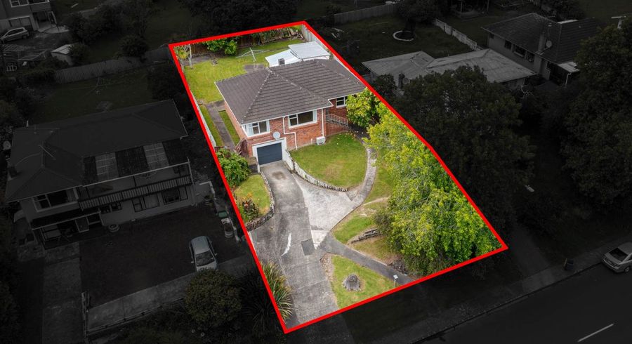  at 15 Diana Drive, Glenfield, North Shore City, Auckland