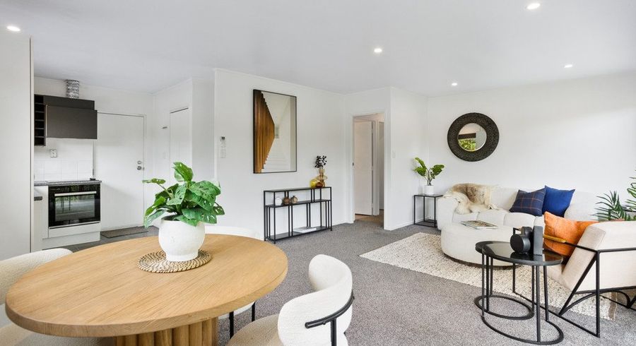  at 1/43 Seaton Road, Murrays Bay, North Shore City, Auckland