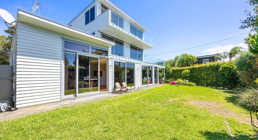  at 276 Lake Road, Hauraki, North Shore City, Auckland