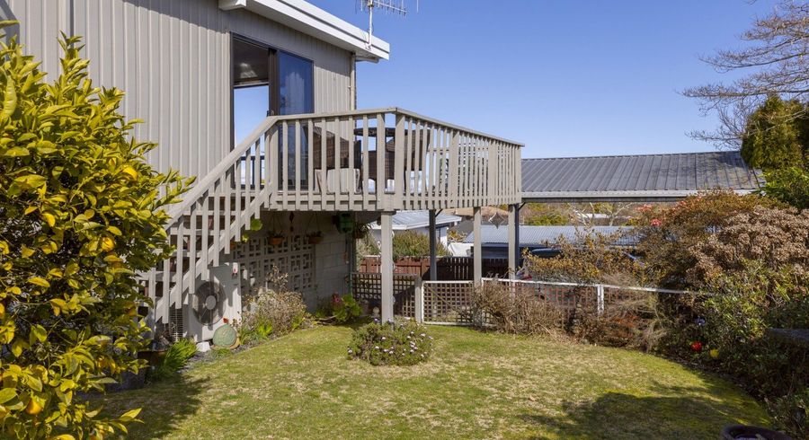  at 2/25 Golders Place, Richmond Heights, Taupo, Waikato