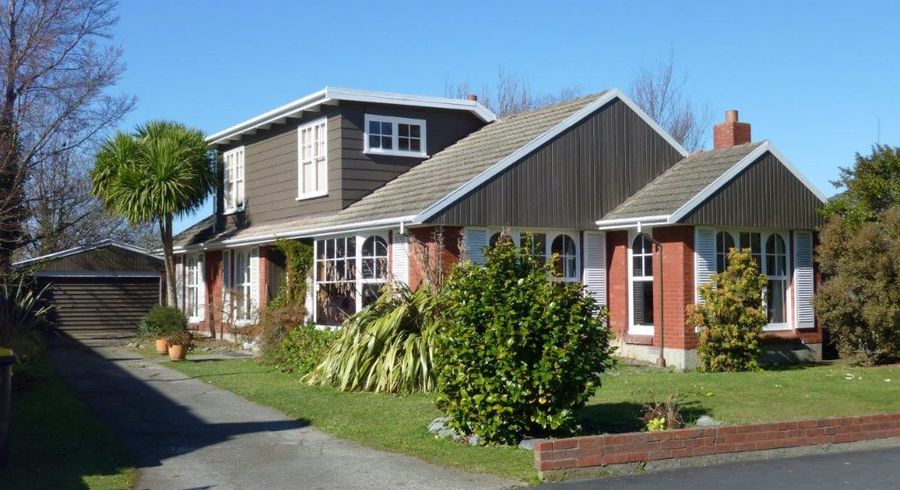  at 12 Brookby Crescent, Avonhead, Christchurch City, Canterbury