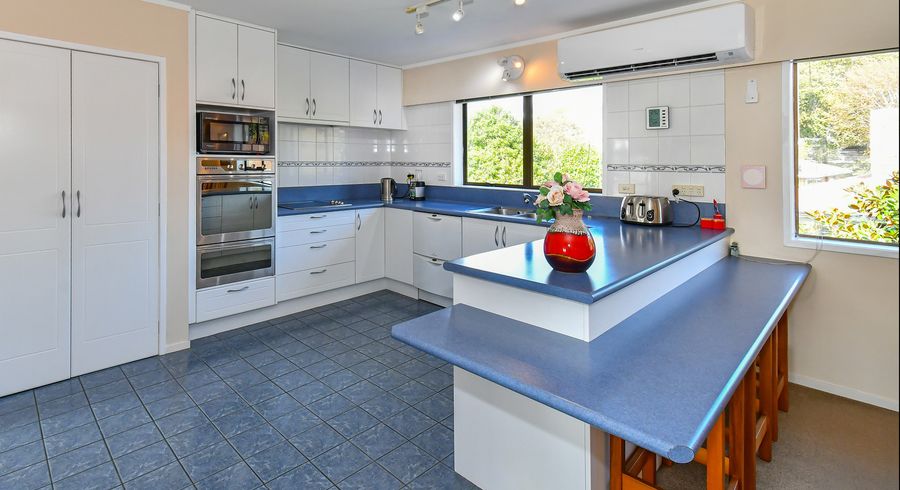  at 5 Prestwick Place, Wattle Downs, Auckland