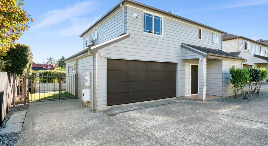  at 1/110 Gowing Drive, Meadowbank, Auckland City, Auckland