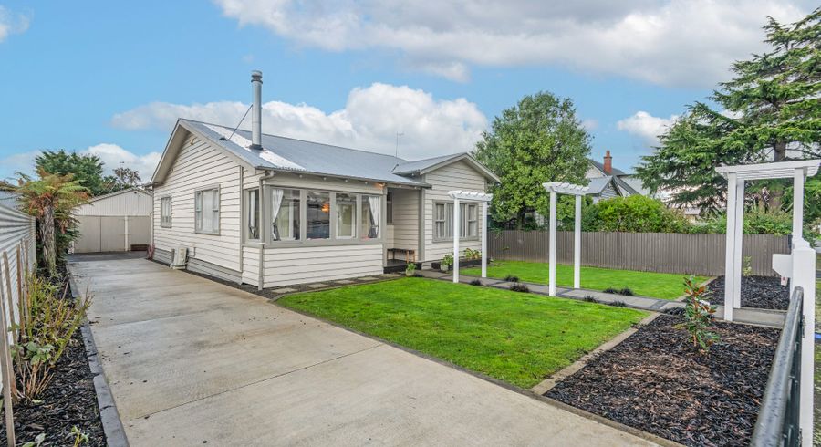  at 43 Knowles Street, Terrace End, Palmerston North