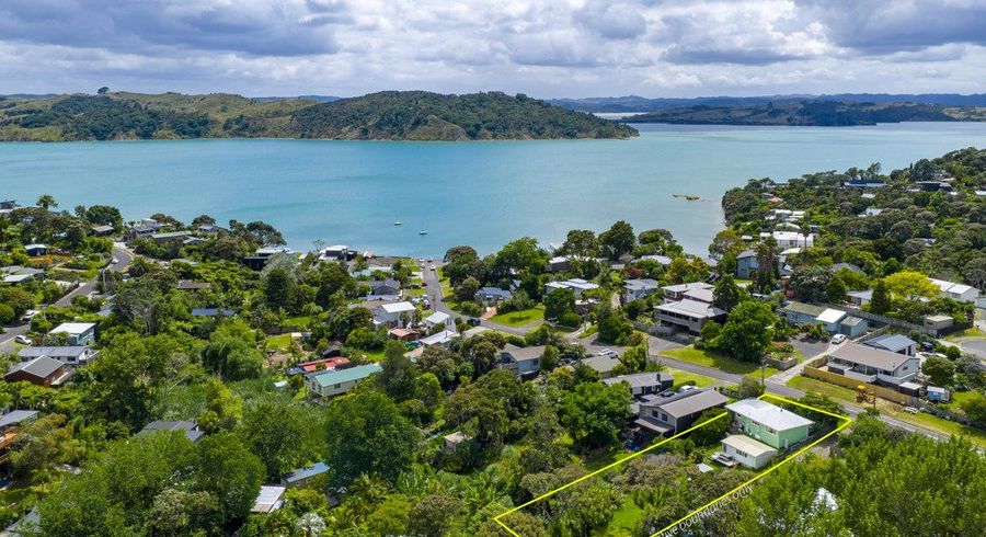  at 24 Lorenzen Bay Road, Raglan, Waikato, Waikato