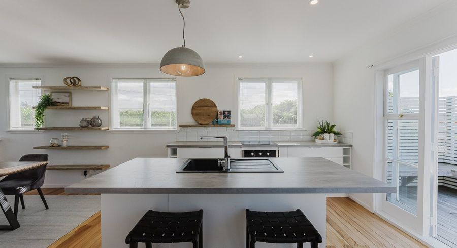  at 215 Mangorei Road, Merrilands, New Plymouth