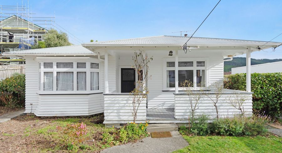  at 62 Creswick Terrace, Northland, Wellington