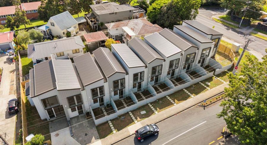  at 8/82 College road, Northcote, North Shore City, Auckland