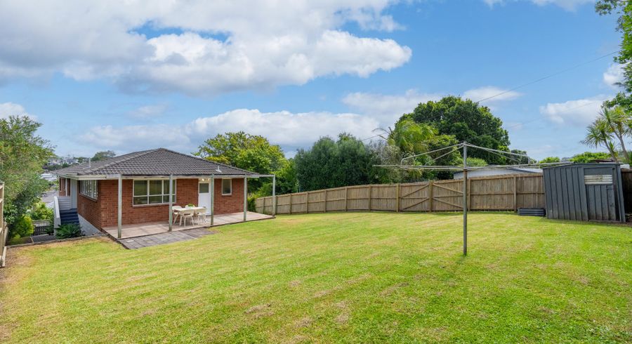  at 1 Phillip Parade, Forrest Hill, North Shore City, Auckland