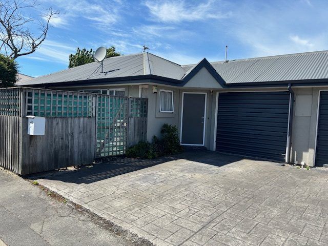  at 2/145 Clarence Street, Riccarton, Christchurch City, Canterbury